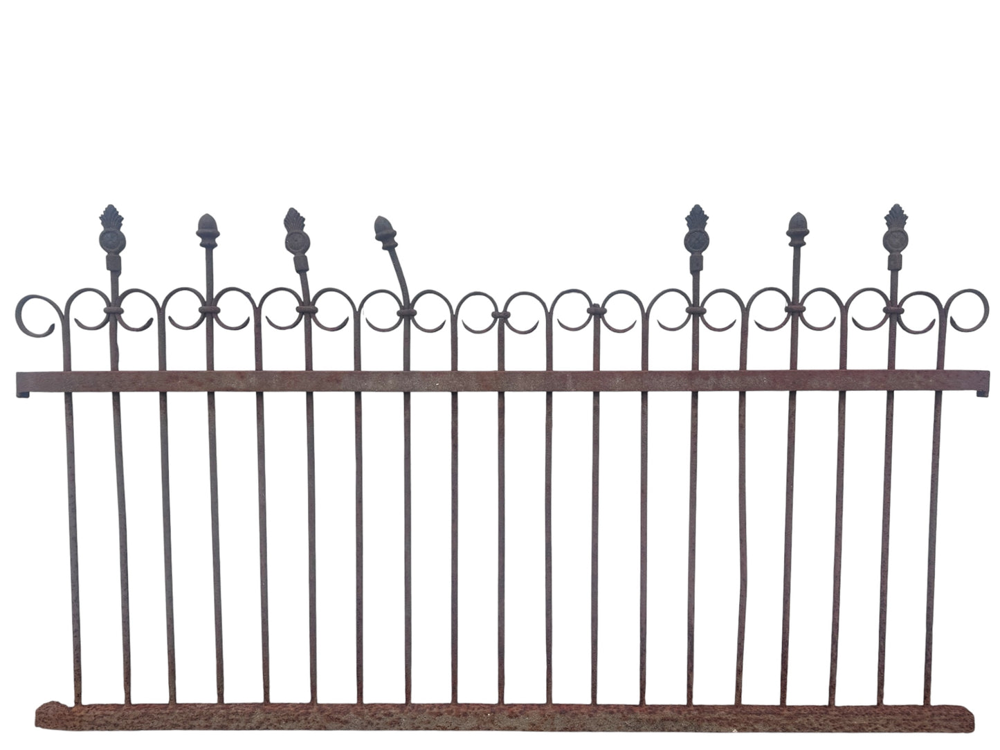 17 Ft of Antique Wrought Iron Fencing GA21046
