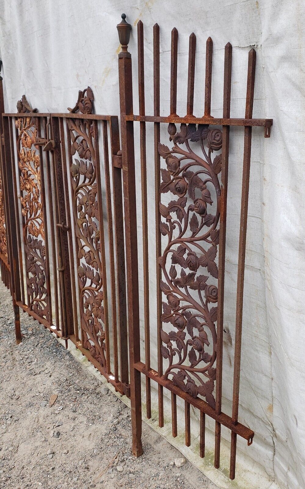 Ornate 4 Piece Wrought Iron Gate Set with Hinges GA9475