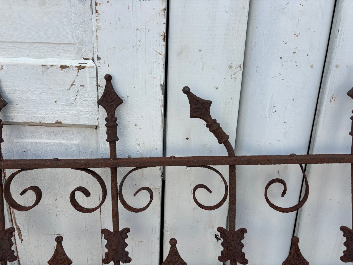 10 Feet of Iron Fence Panels GA21606