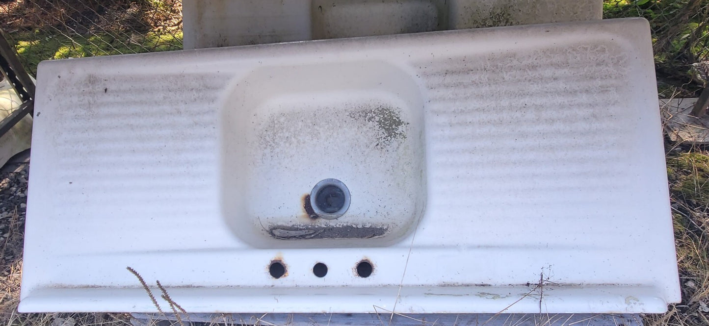 Cast Iron Farm Sink with Double Drain Boards GS00567