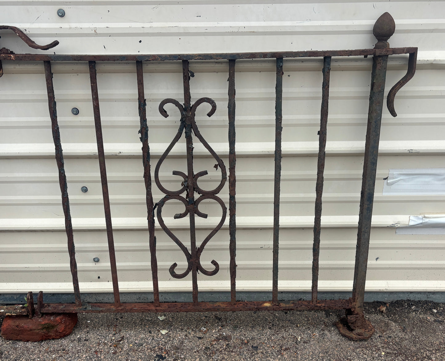 2 Matching Pairs of Wrought Iron Porch Railings GA21253