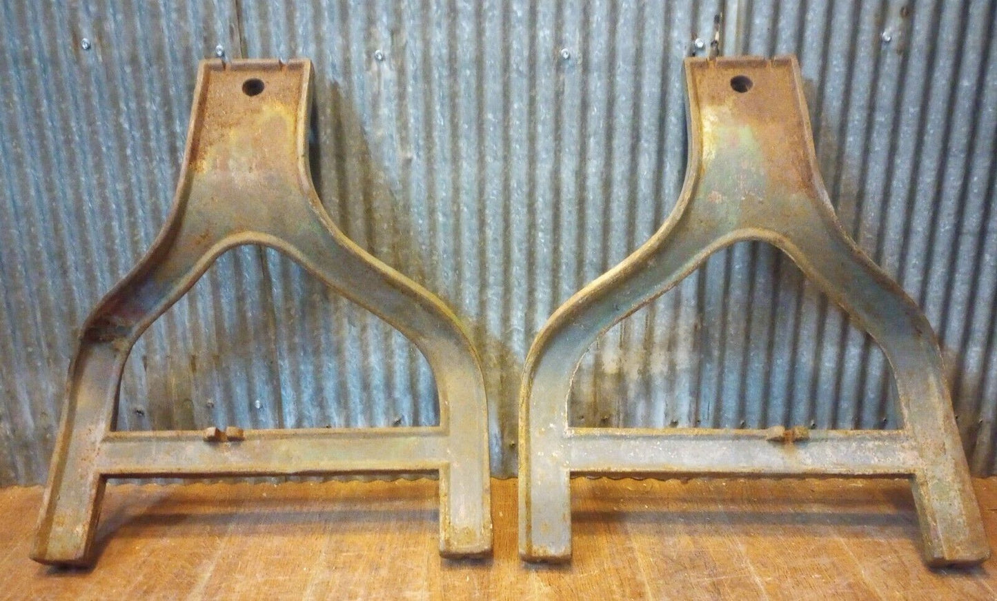 Pair of Briggs Machinery Co. Cast Iron Machine Legs 21" Tall x 20 3/4 " Wide