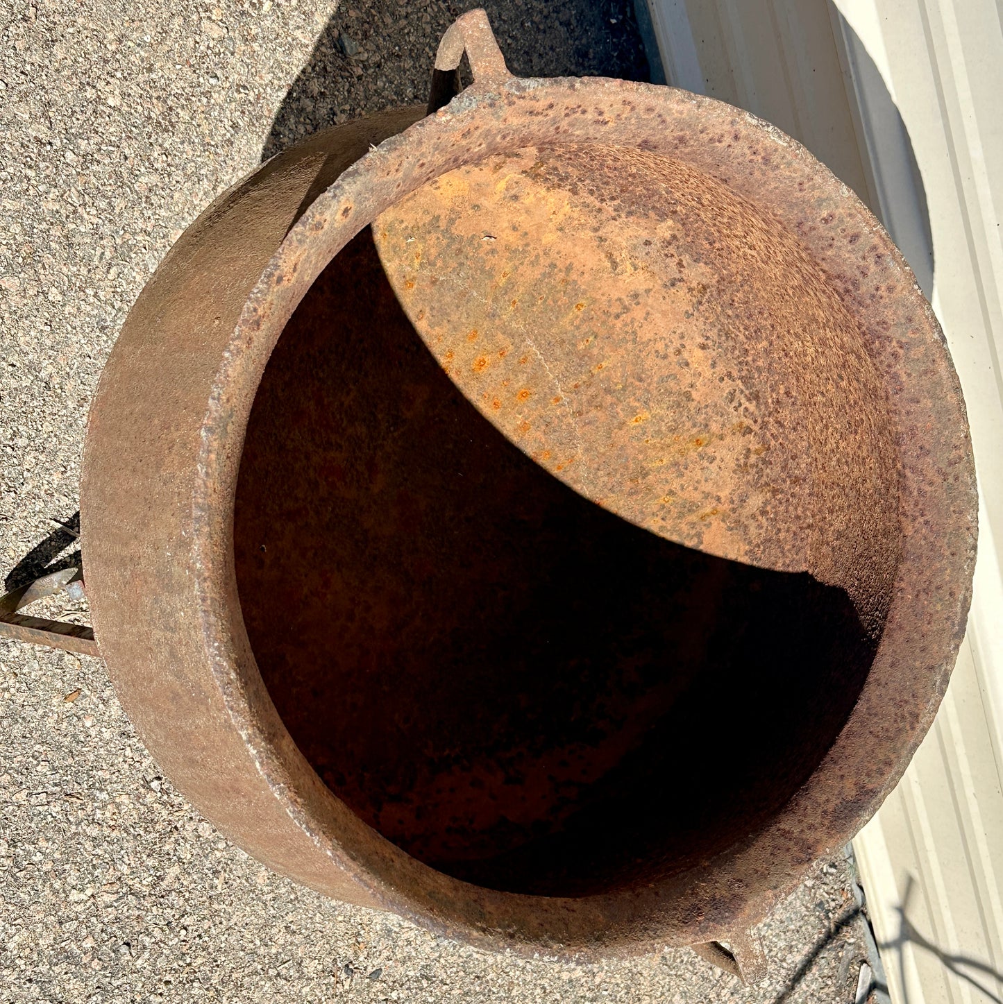 Antique Cast Iron Cauldron w/ Stand GA20891