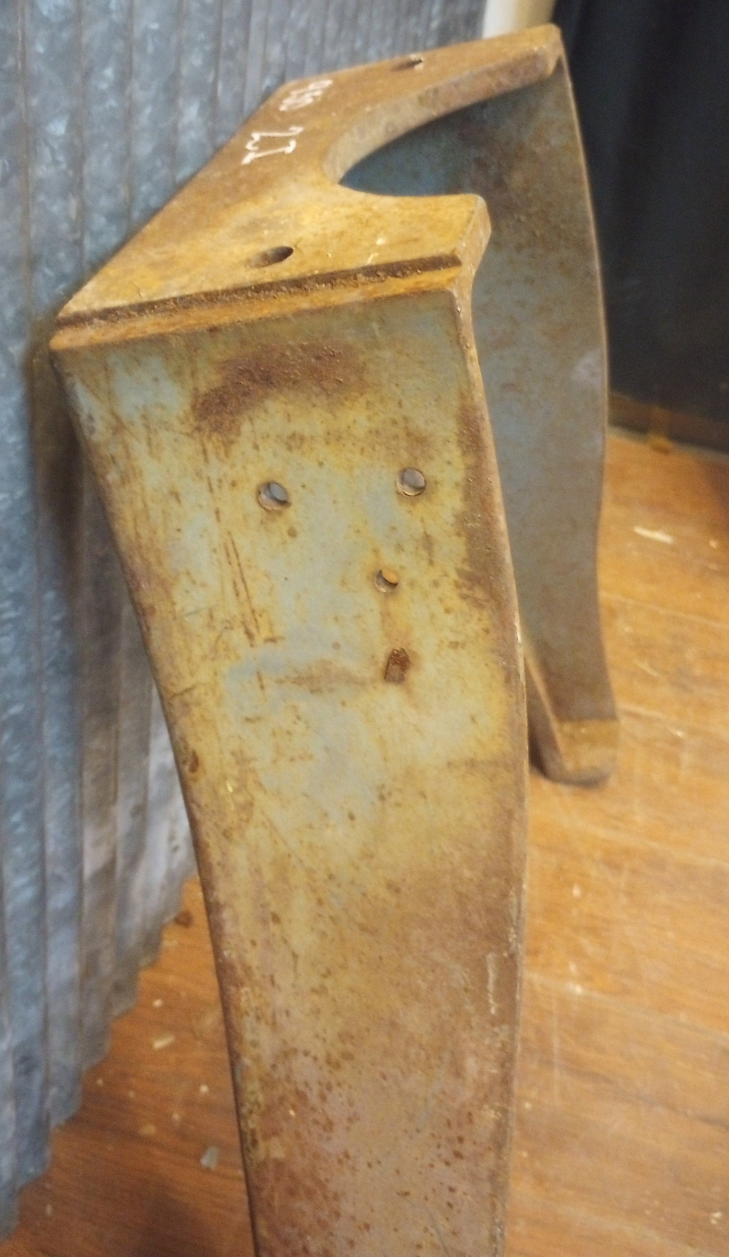 Pair of Cast Iron Machine Legs 21" Tall x 22 1/4 " Wide #GA-S070