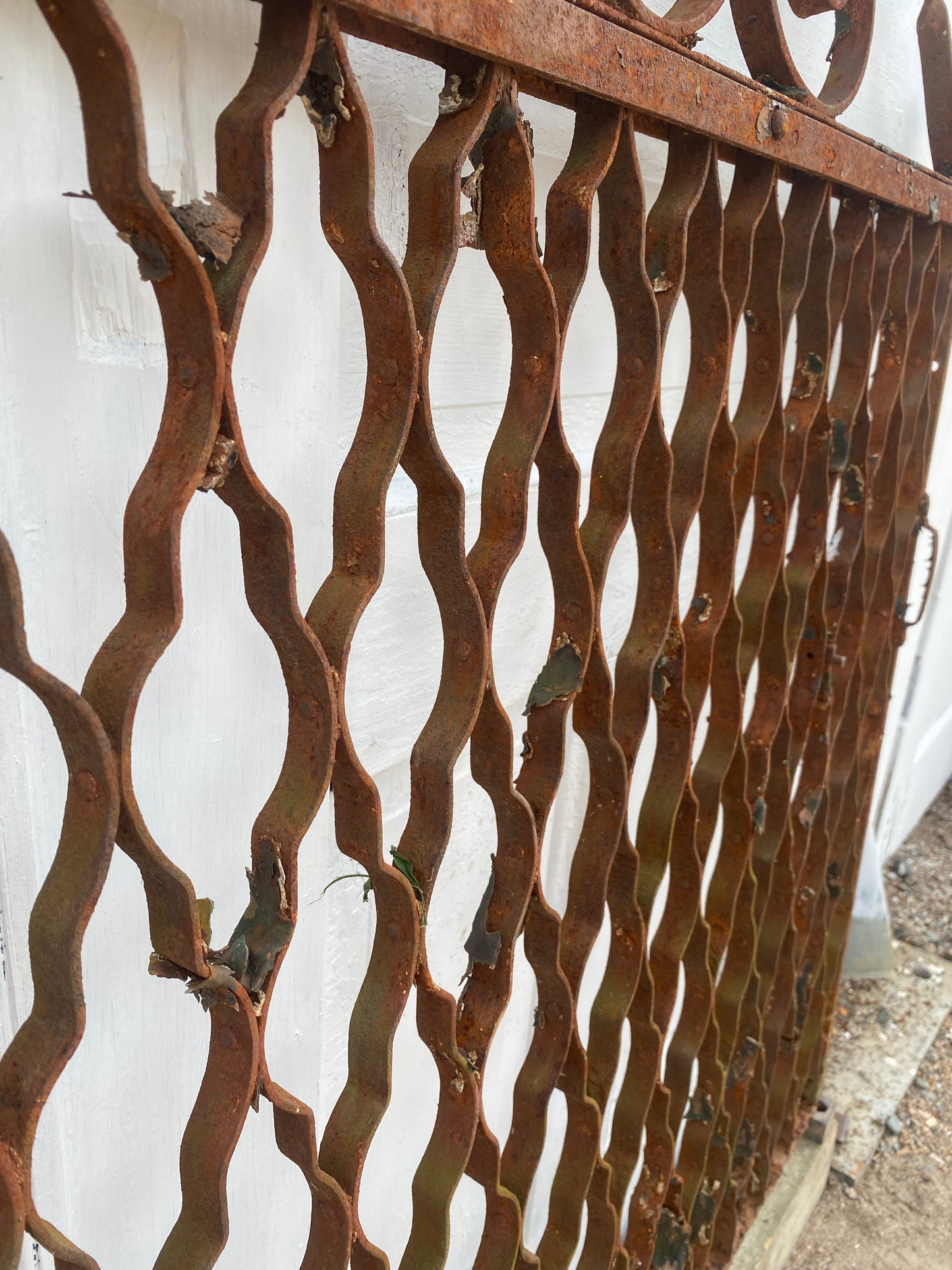Antique Iron Gate GS20215 - 33 1/2" wide x 41 1/4" tall