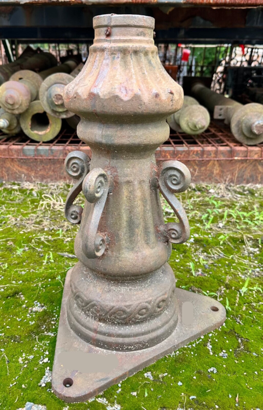 Ornate Cast Iron Base GA20180