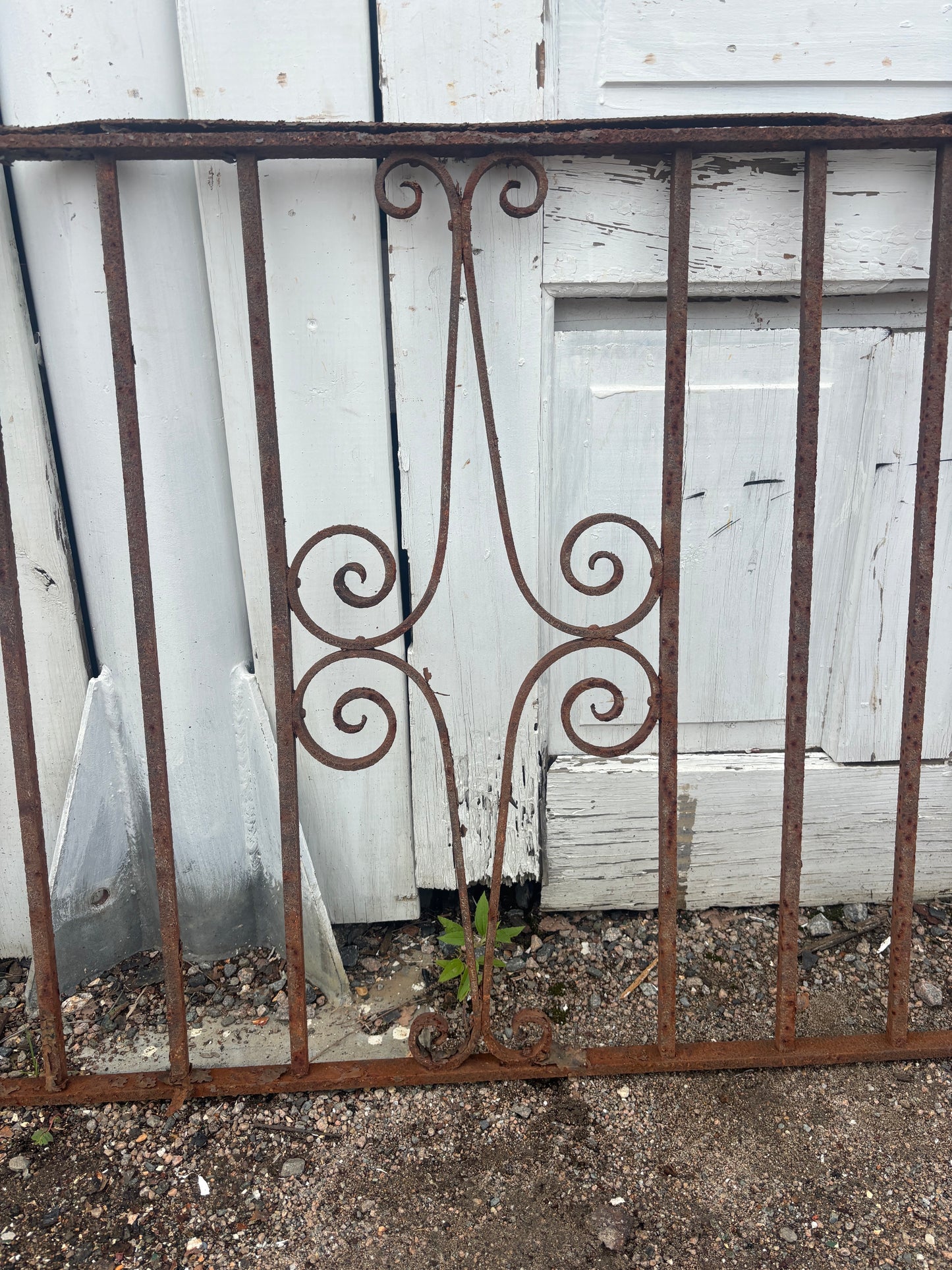 14 Feet of Iron Fence Panels GA21384