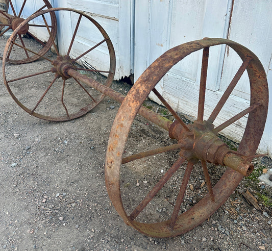 Antique Cast Iron Wagon Wheel & Axle Assembly GA20954
