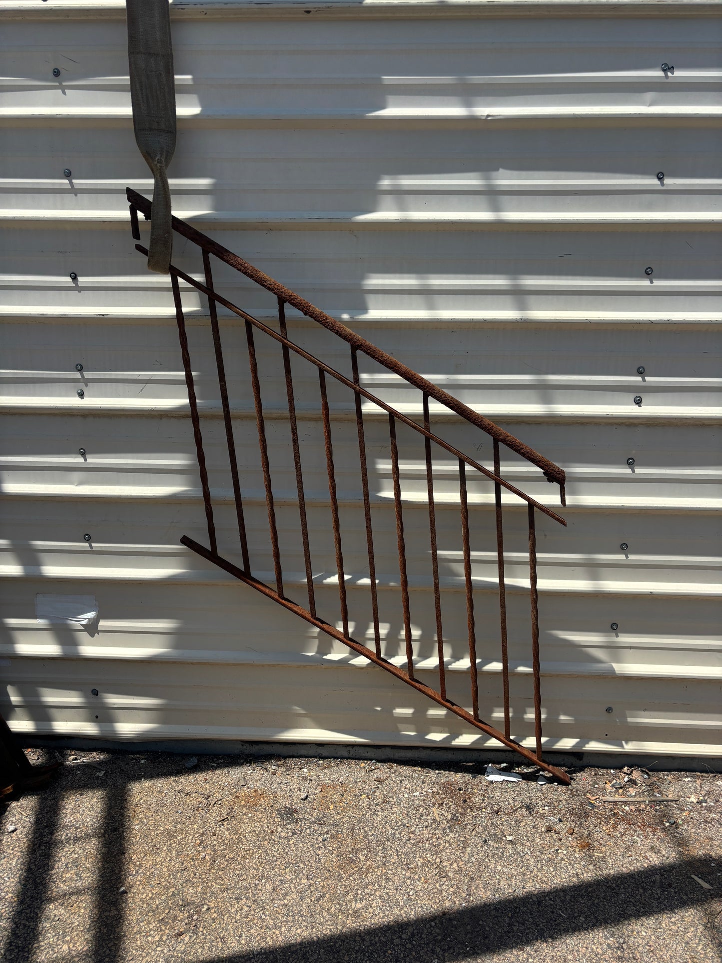 16 ft of Wrought Iron Railing GA21229