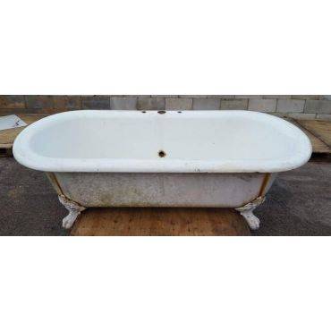 Rare 6 Foot Cast Iron Clawfoot Tub with Center Drain GS00312