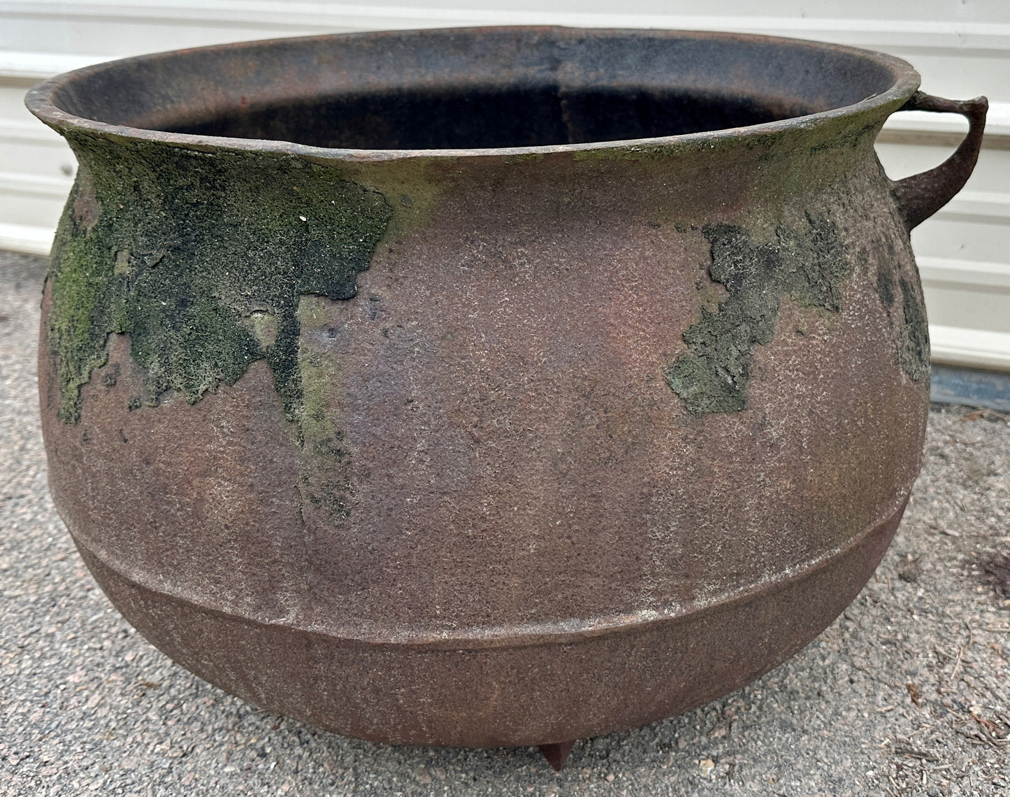 Antique Cast Iron Cauldron GA20888