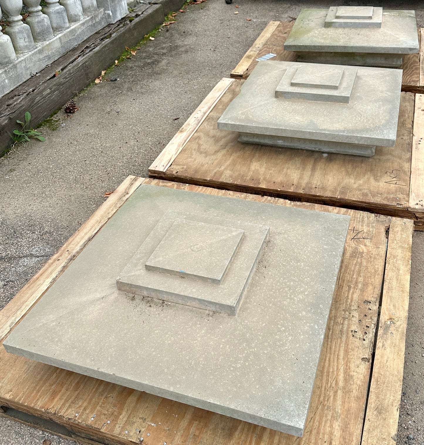 Arts & Craft Style Cast Concrete Column Tops GA20482