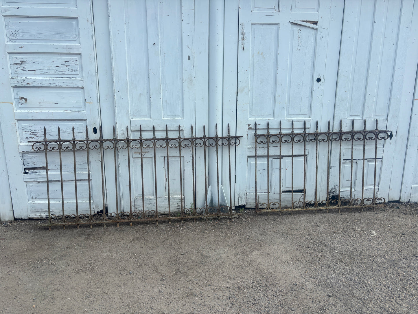 25 ft of Wrought Iron Fencing GA21209