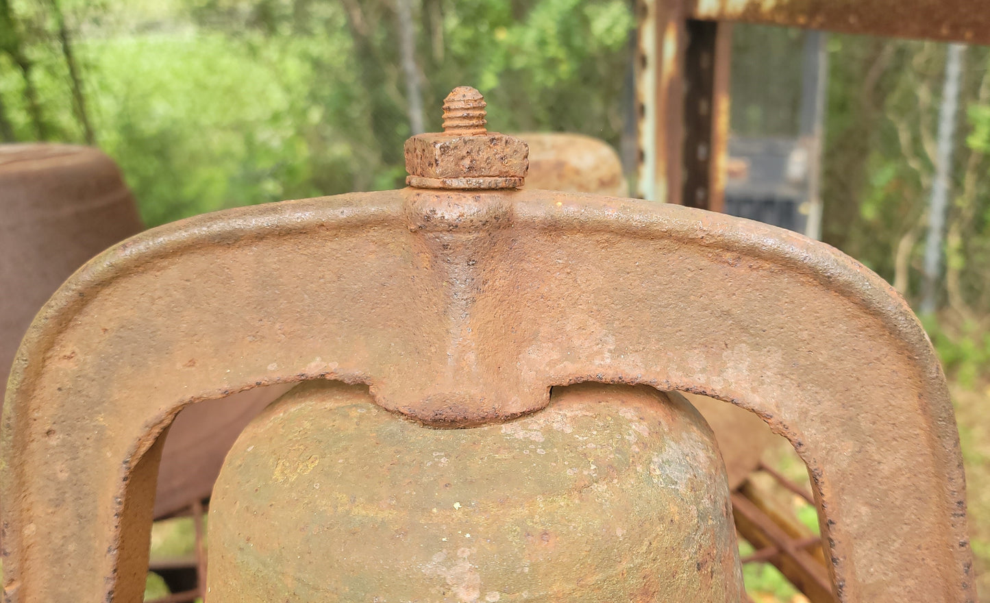 Vintage C.S. Bell Hillsboro OH #2 Cast Iron Bell w/ Top Yoke 16" x 10" GS00698