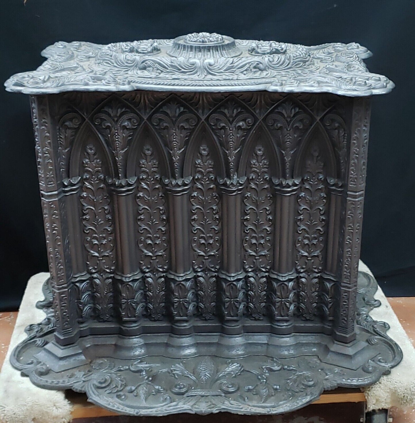 1845 Victorian Atwood Cole & Crane Cast Iron Parlor Stove #2 GA9650