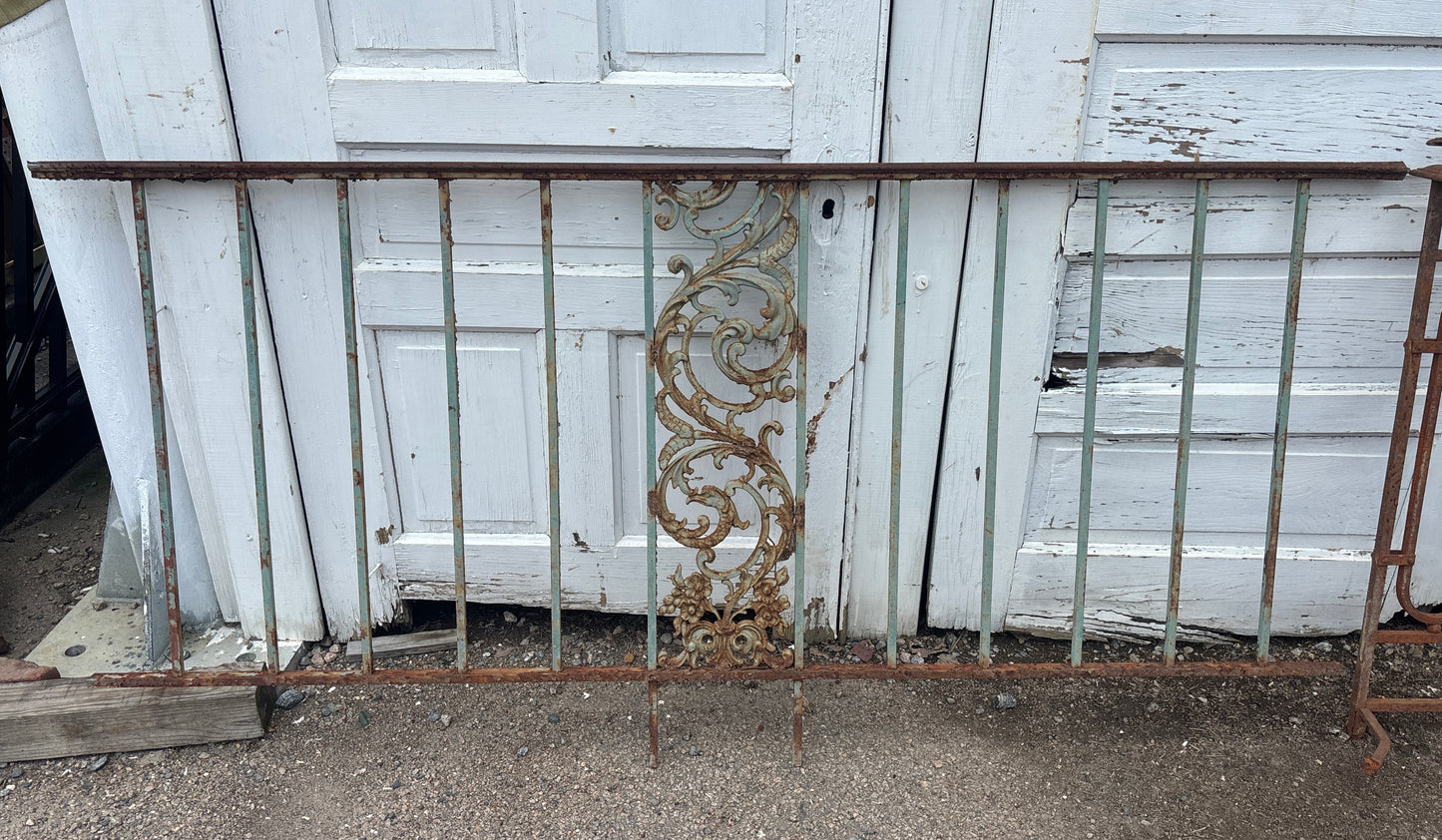 6.5 Foot Iron Porch Railing GA21291