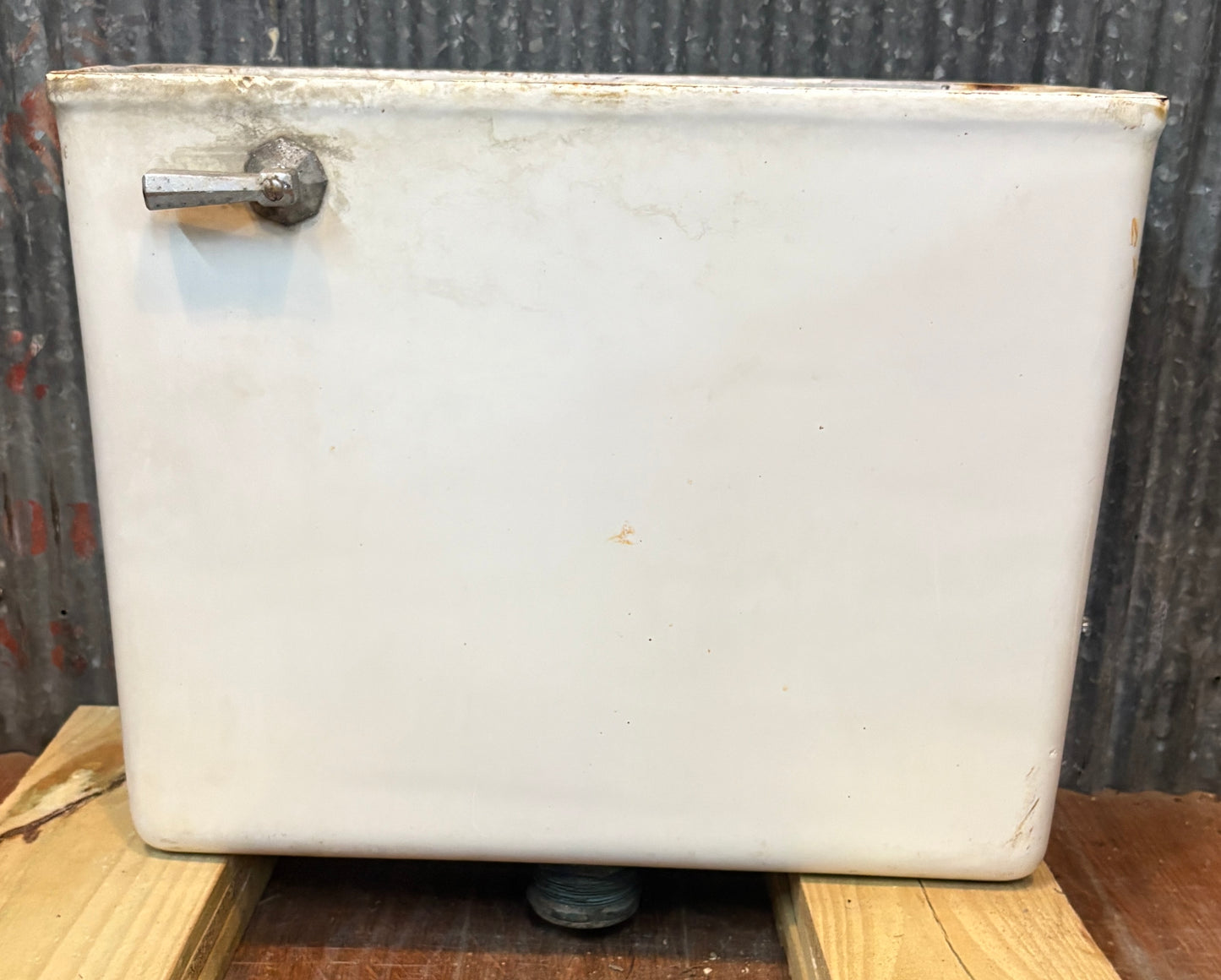Antique Cast Iron Toilet (Tank Only-without lid) GA21113