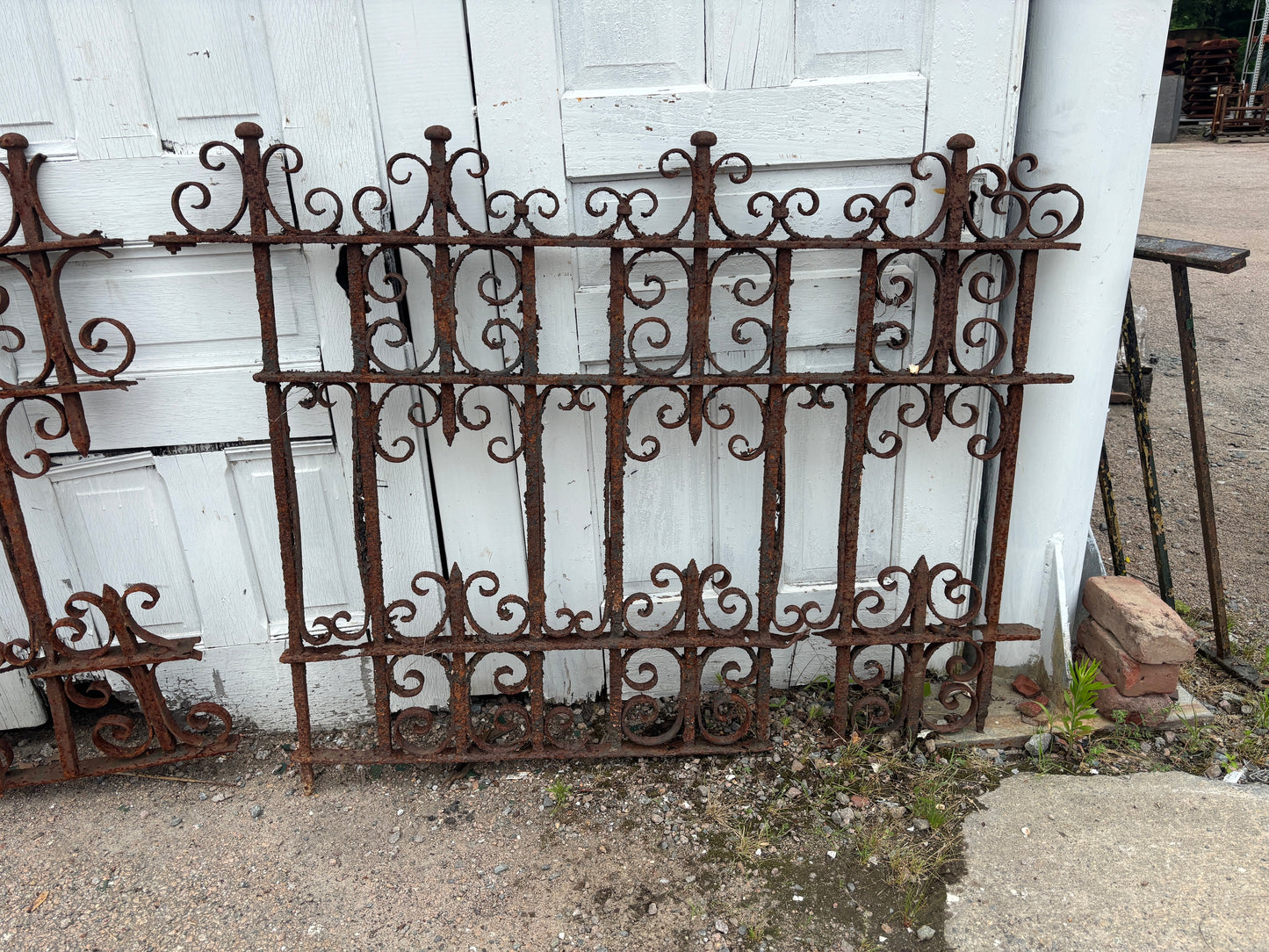 18.5 Feet of Decorative Wrought Iron Fence Panels GA21221