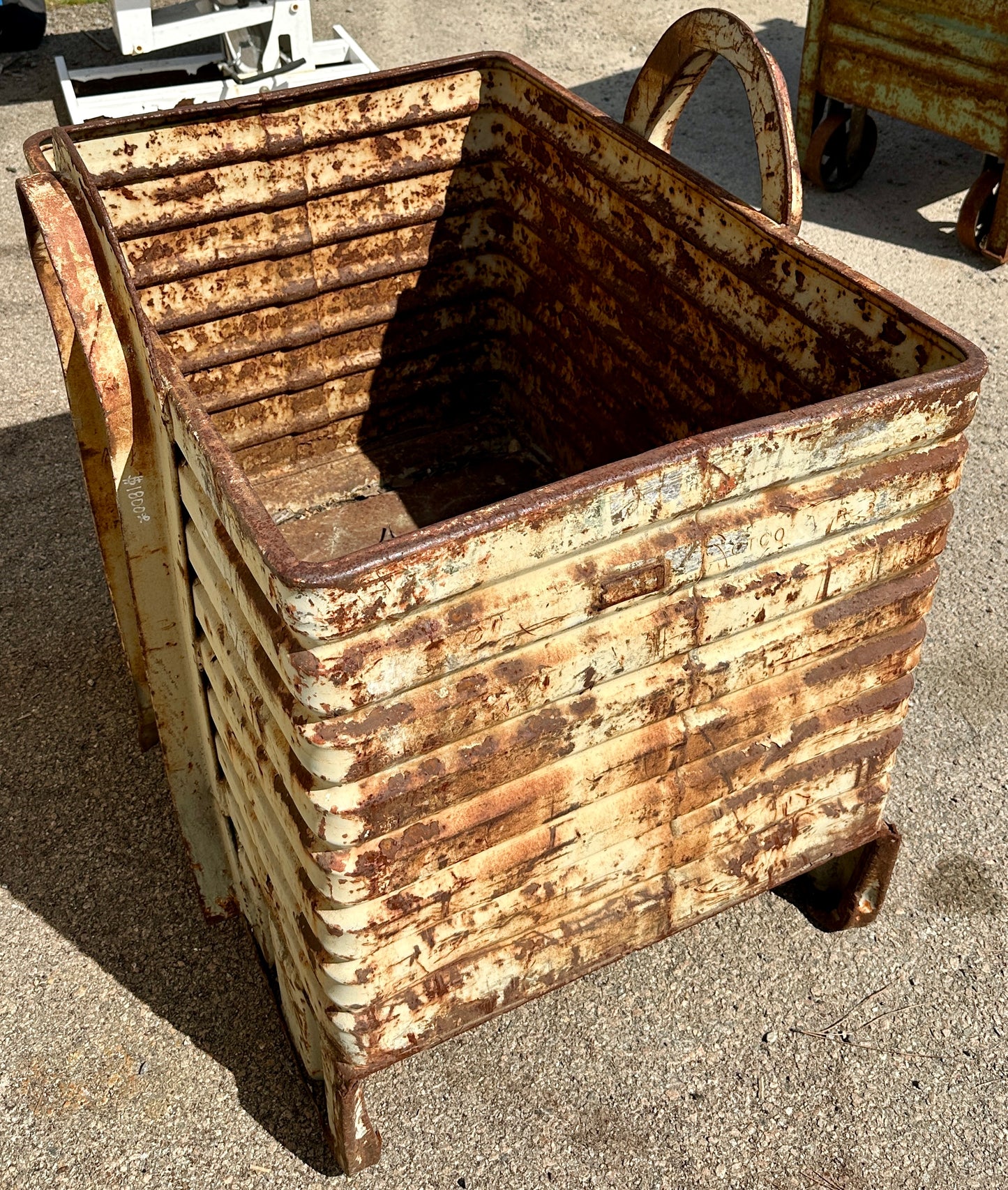 Heavy Duty Industrial Corrugated Steel Factory Bin GA20958