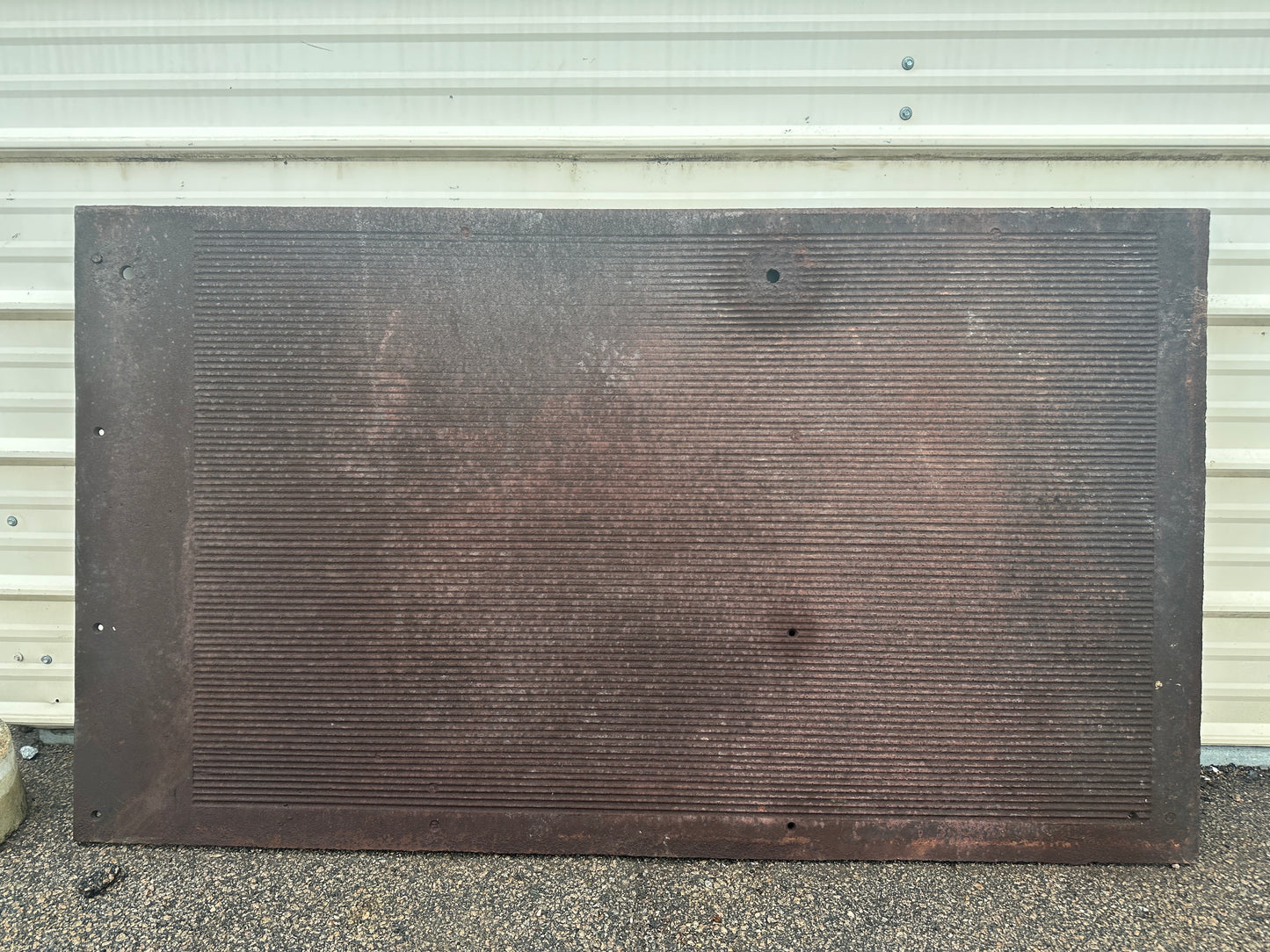 Cast Iron Upper Porch/Stairwell Tread w/ 2-Sided Overhang GA20577
