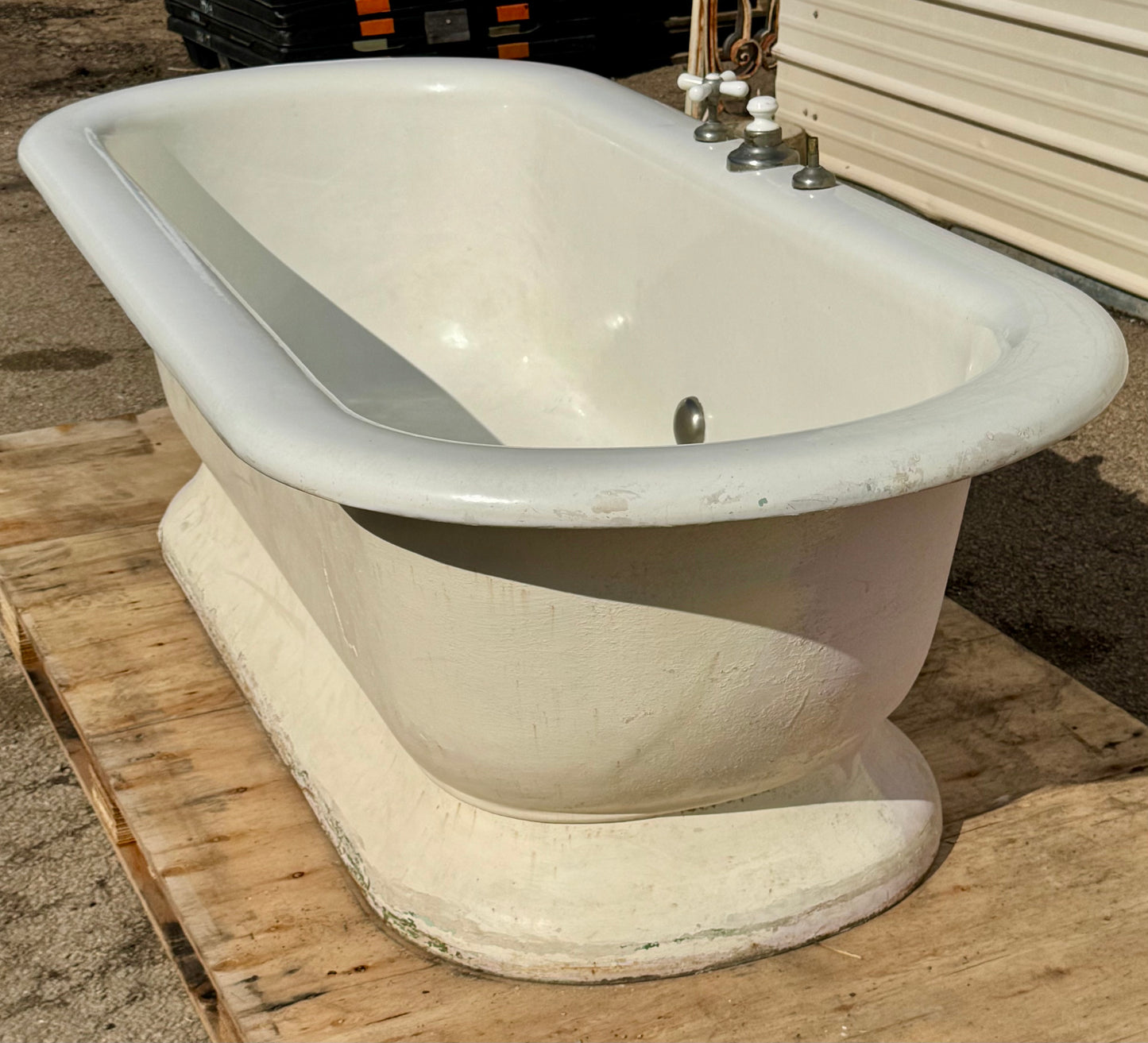 6' Antique Cast Iron Skirted Bath Tub w/ Center Drain GA20796