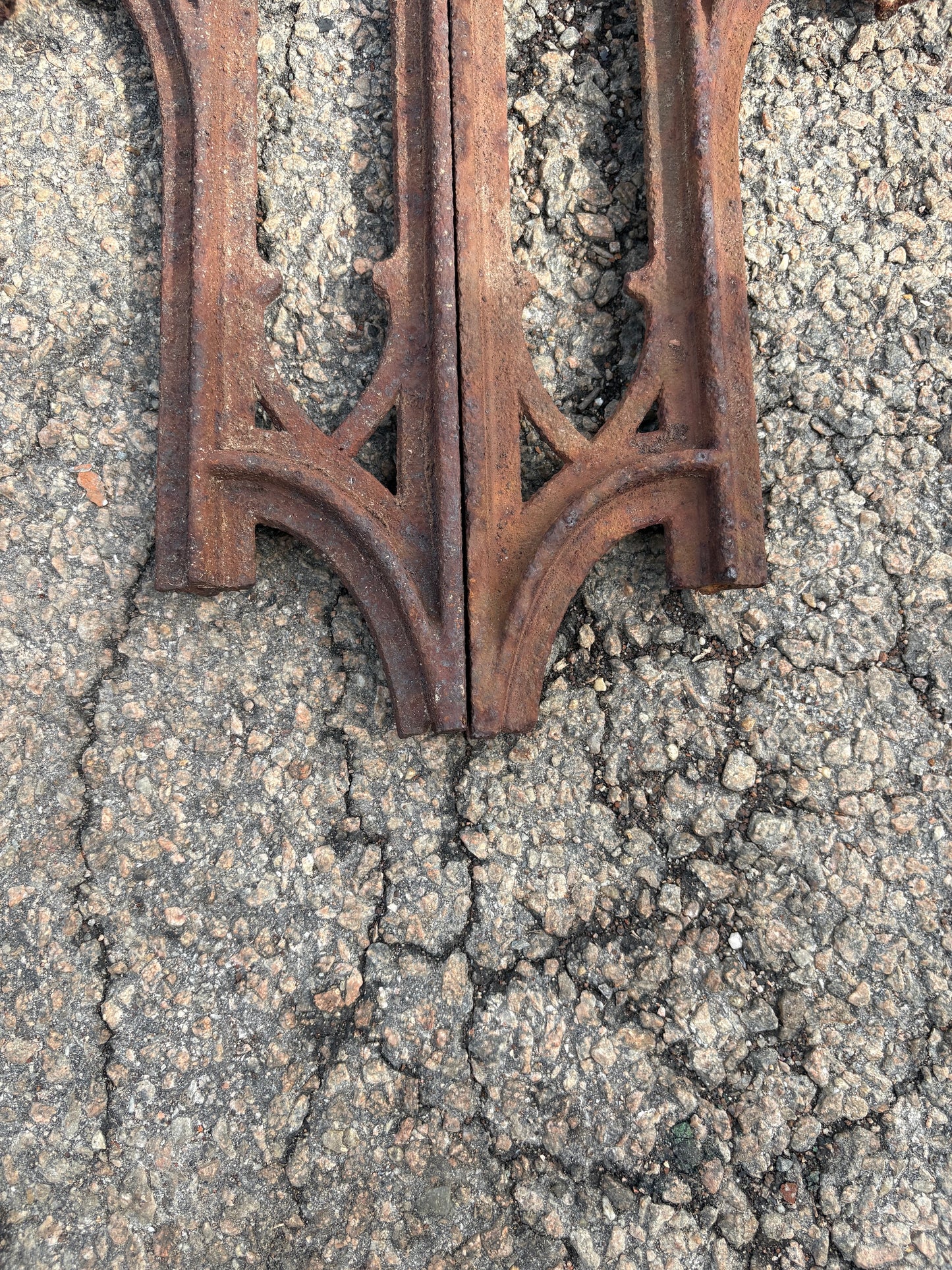 Late 1800s Ornate Cast Iron Column Corbels GA21394