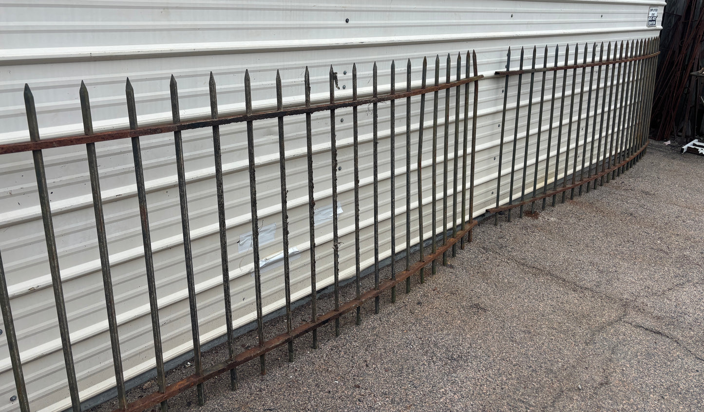 87 Feet of Wrought Iron Rounded Picket Fencing GA21411