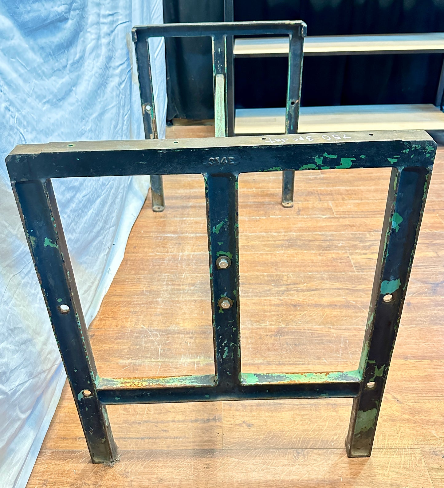 3 Pc Cast Iron Table Base GA20410