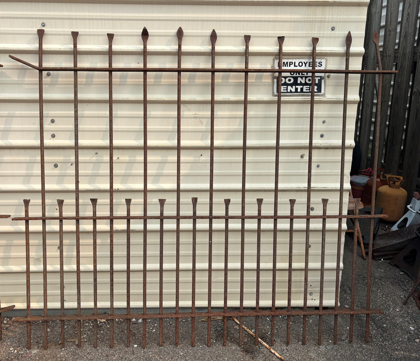 159.5 Feet of Iron Fencing GA21357