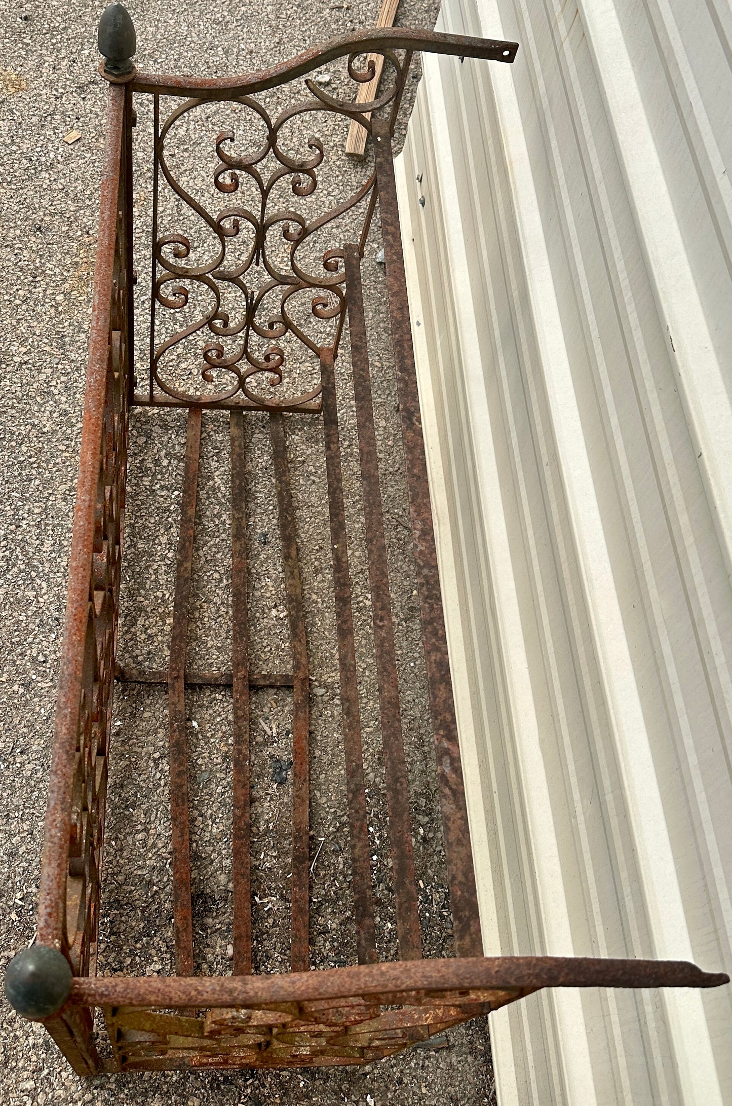 Antique Iron Three-Sided Balcony Railing Pair GA20525