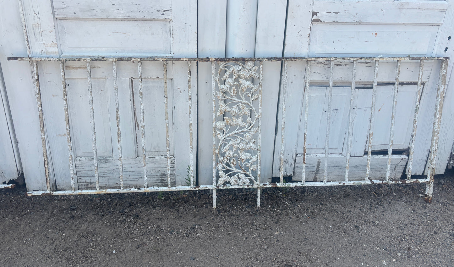 29 Feet of Wrought Iron Decorative Fence Panels GA21258