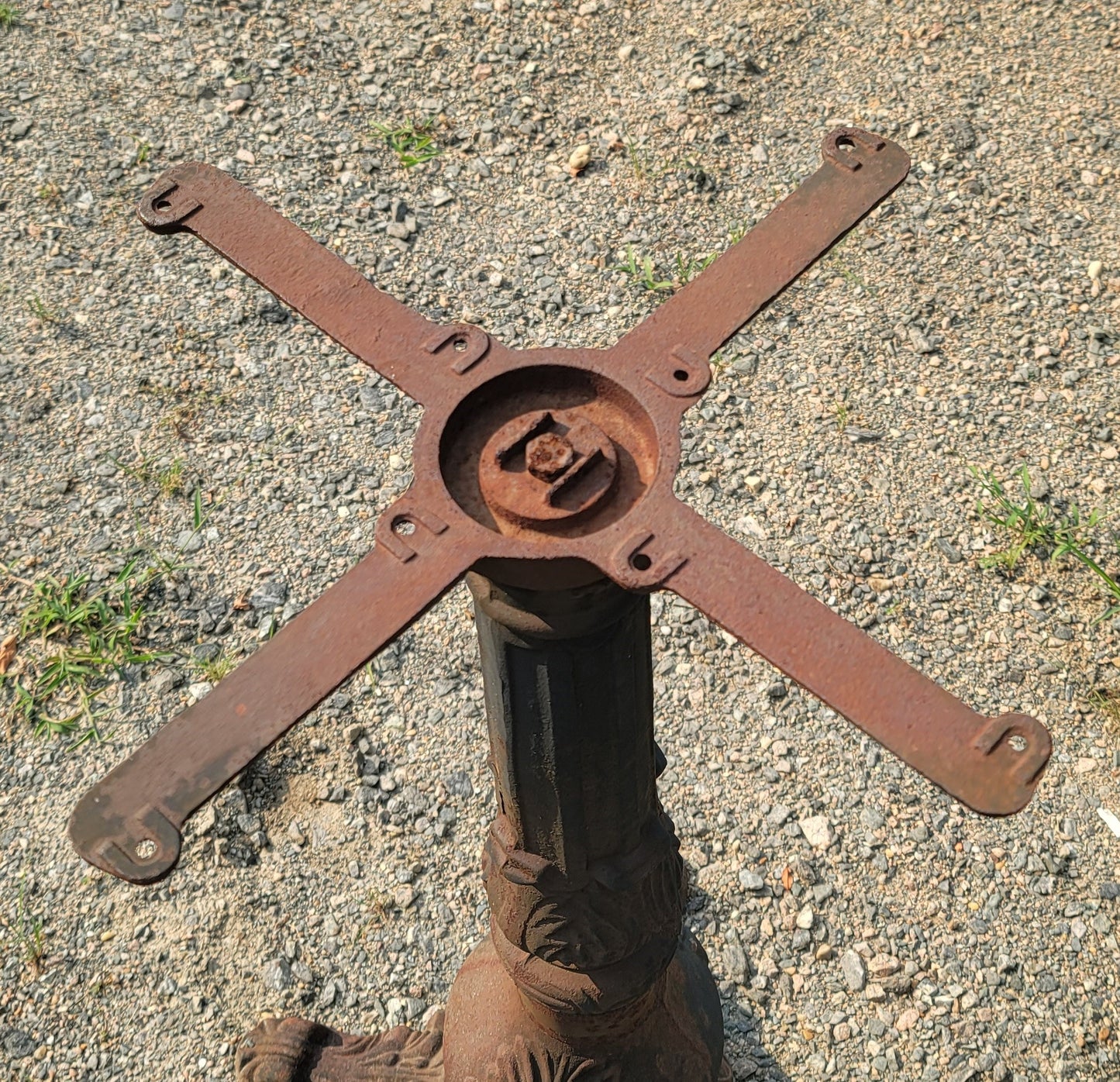 Tall Ornate Cast Iron Table Base 41" Tall GS00654