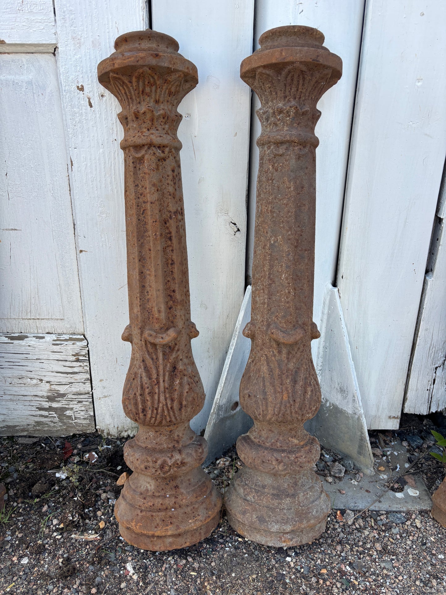 6 Pairs of Cast Iron Columns GA21442