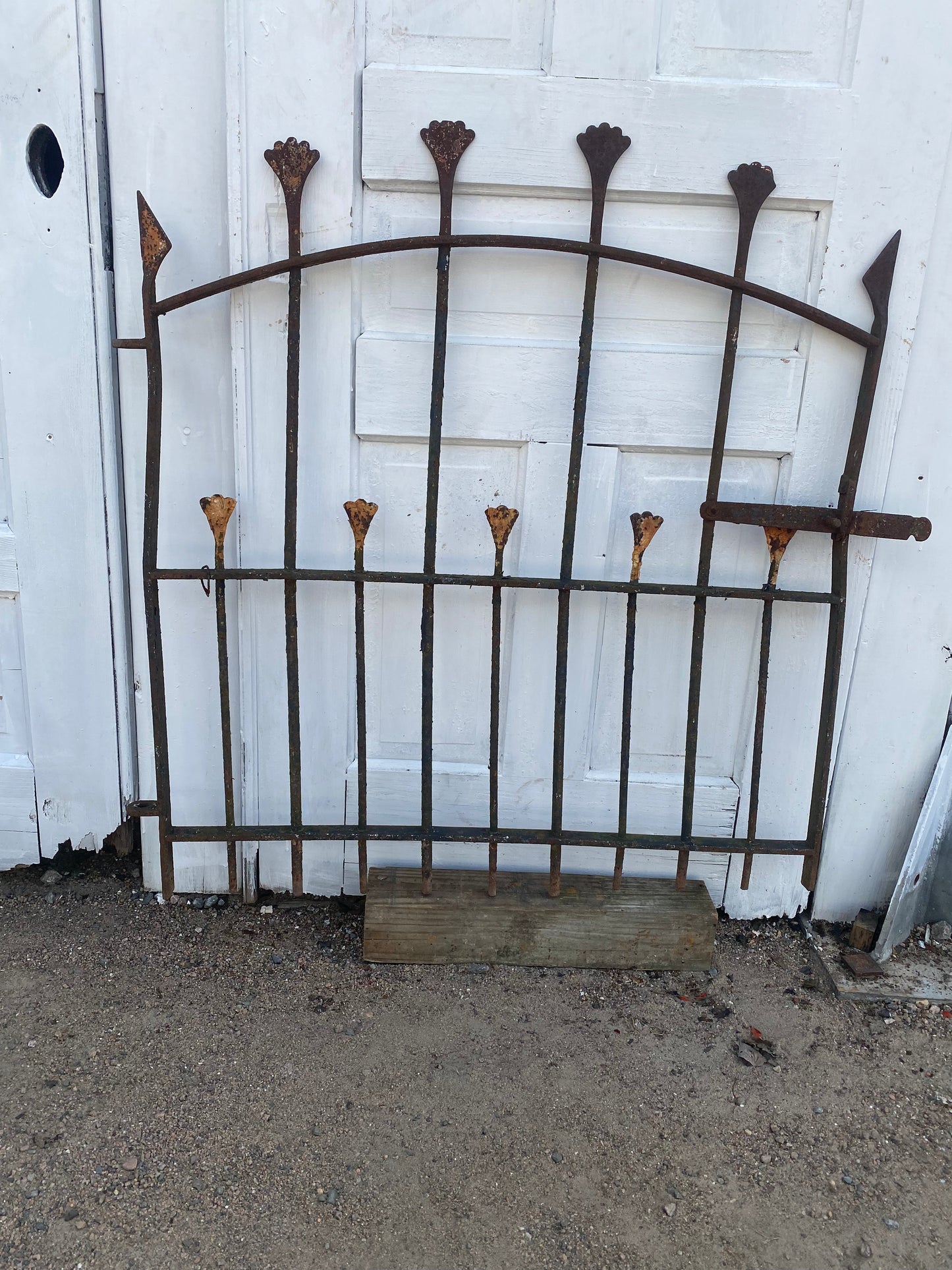 Antique Iron Gate GS20237 - 33 1/4" wide x 36 3/4" tall