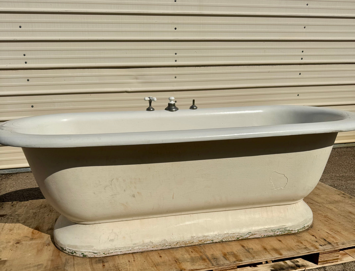 6' Antique Cast Iron Skirted Bath Tub w/ Center Drain GA20796
