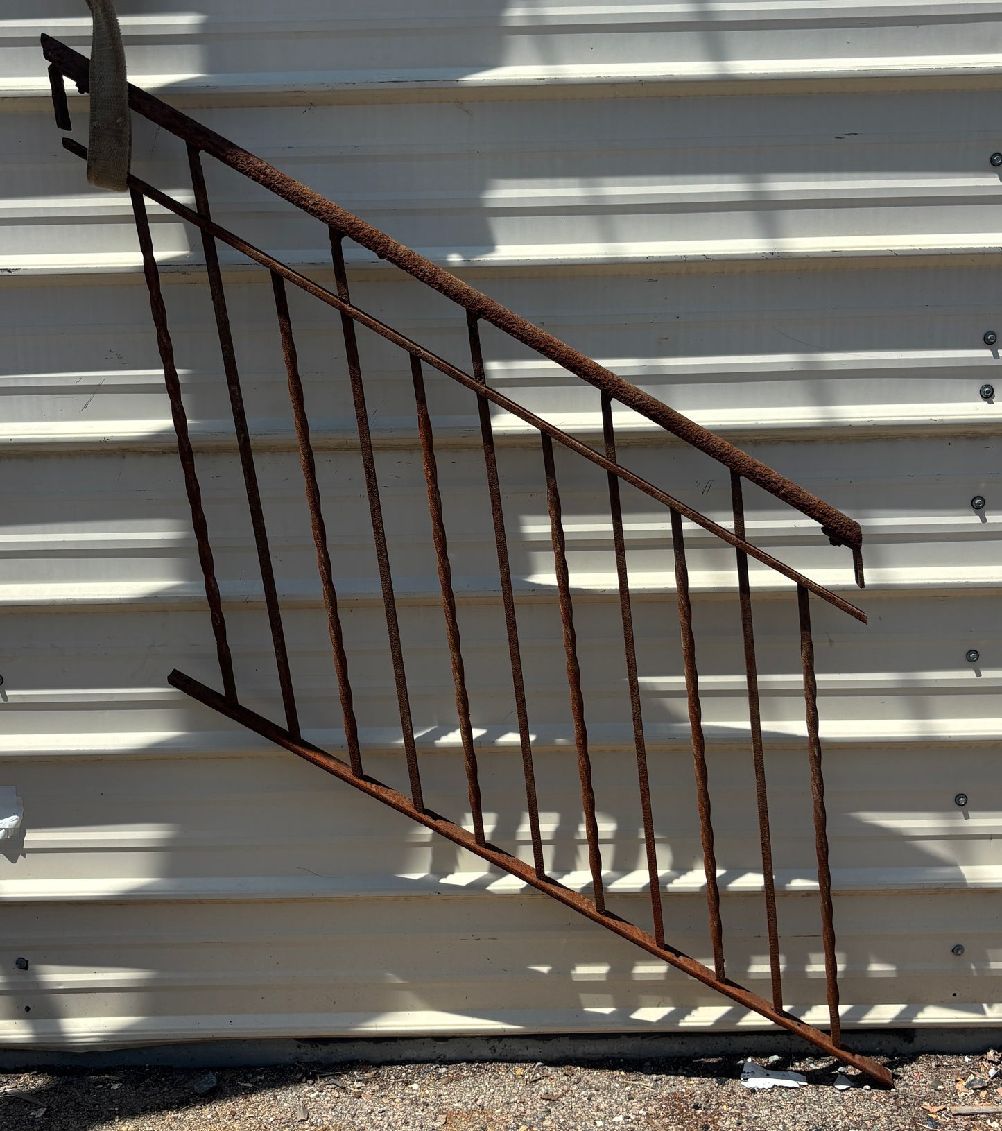 16 ft of Wrought Iron Railing GA21229