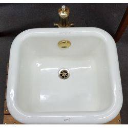 Restored Cast Iron White Square Foot Bath With Claw Feet & Waste Pipe #GA51