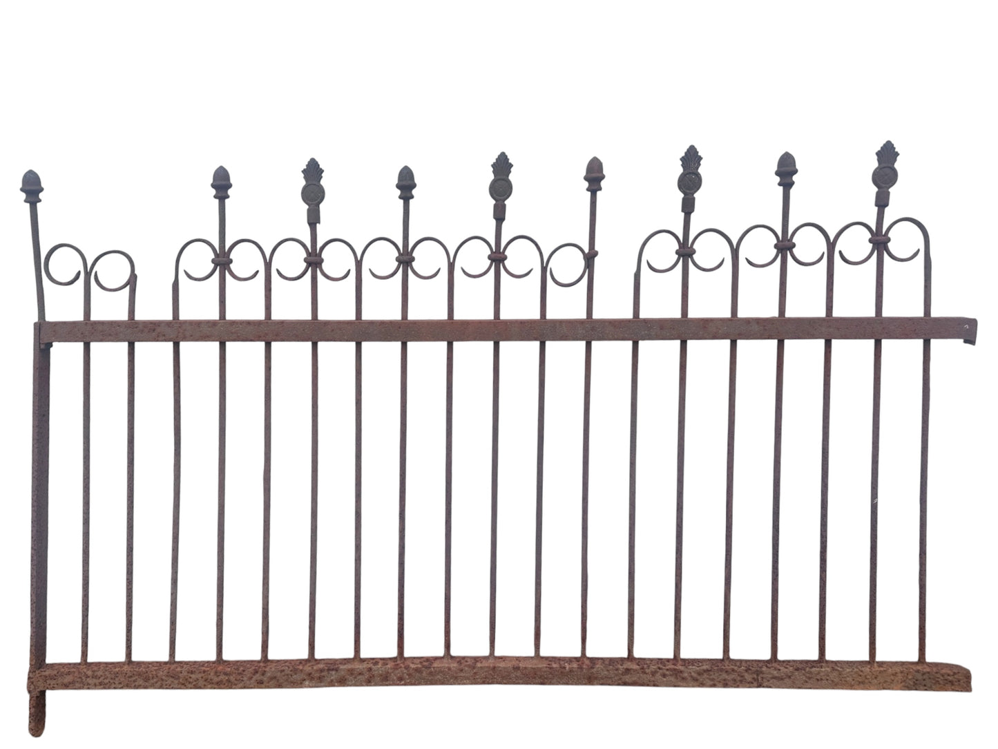 17 Ft of Antique Wrought Iron Fencing GA21046
