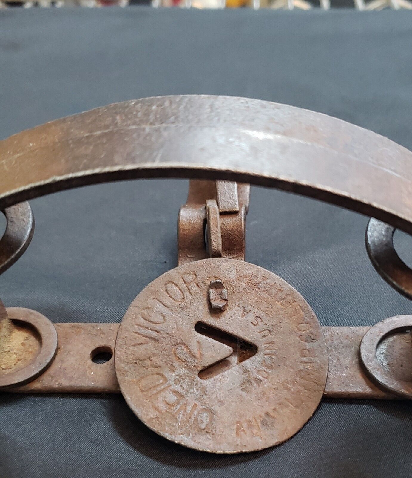 Vintage Oneida Victor #2 Plus Blake & Lamb Cast Iron Animal Traps GS00089