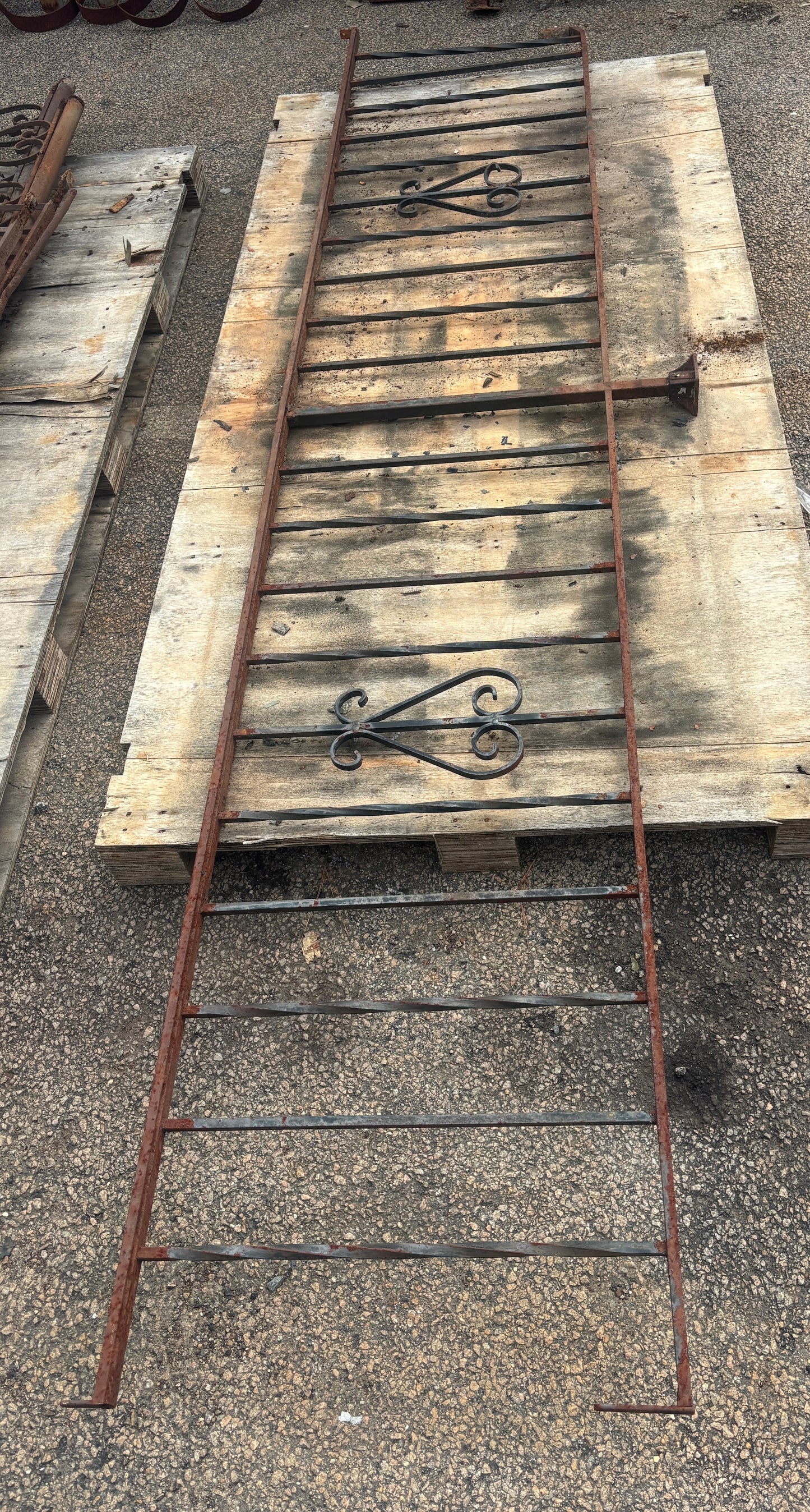 26 Feet of Iron Fence Panels GA21381