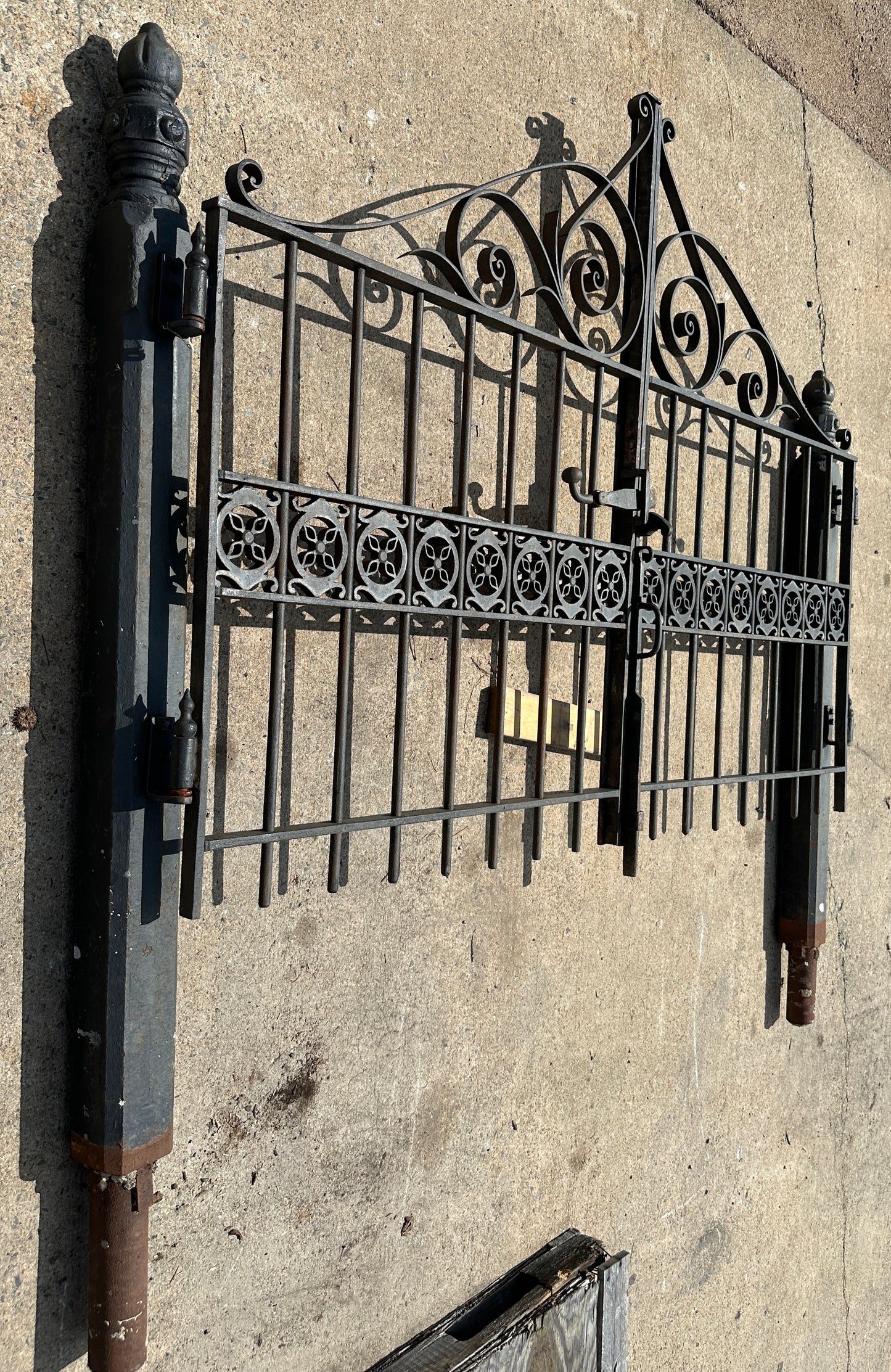 Antique Iron Entryway Gates w/ Ornate Cast Iron Posts GA20318