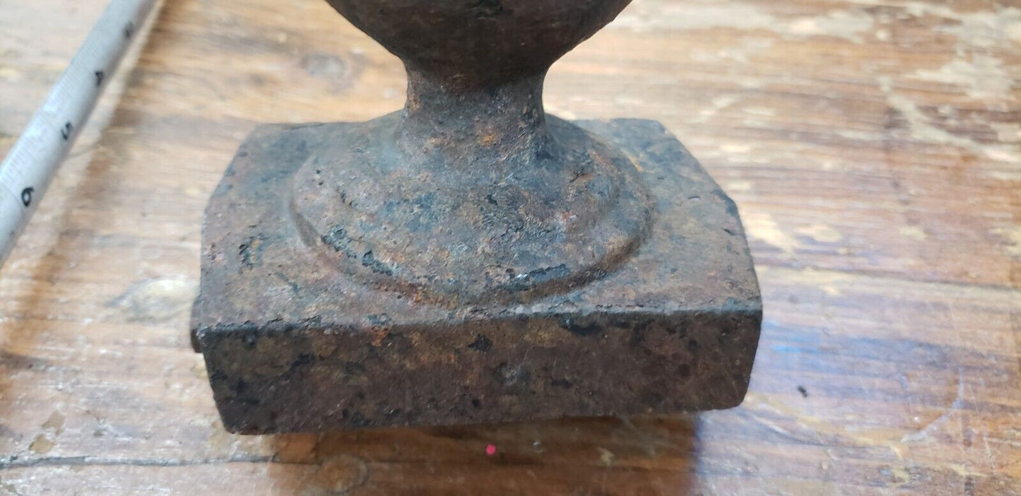 Set of 6 Cast Iron Post Finials 4 3/4" Tall 4 1/4" Wide & 2 7/8" Deep GS00280