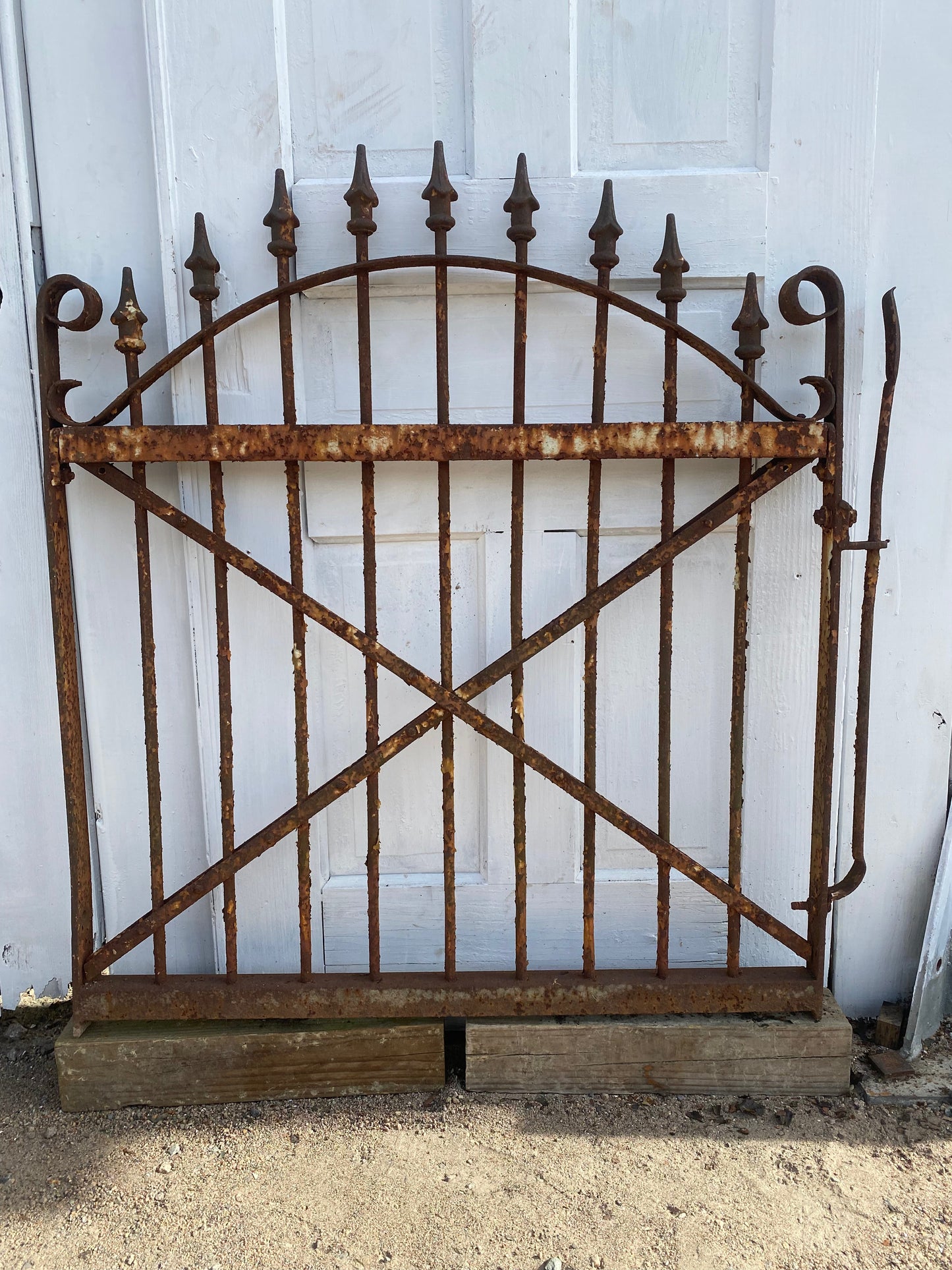 Antique Iron Gate GS20222 - 35" wide x 39 1/4" tall