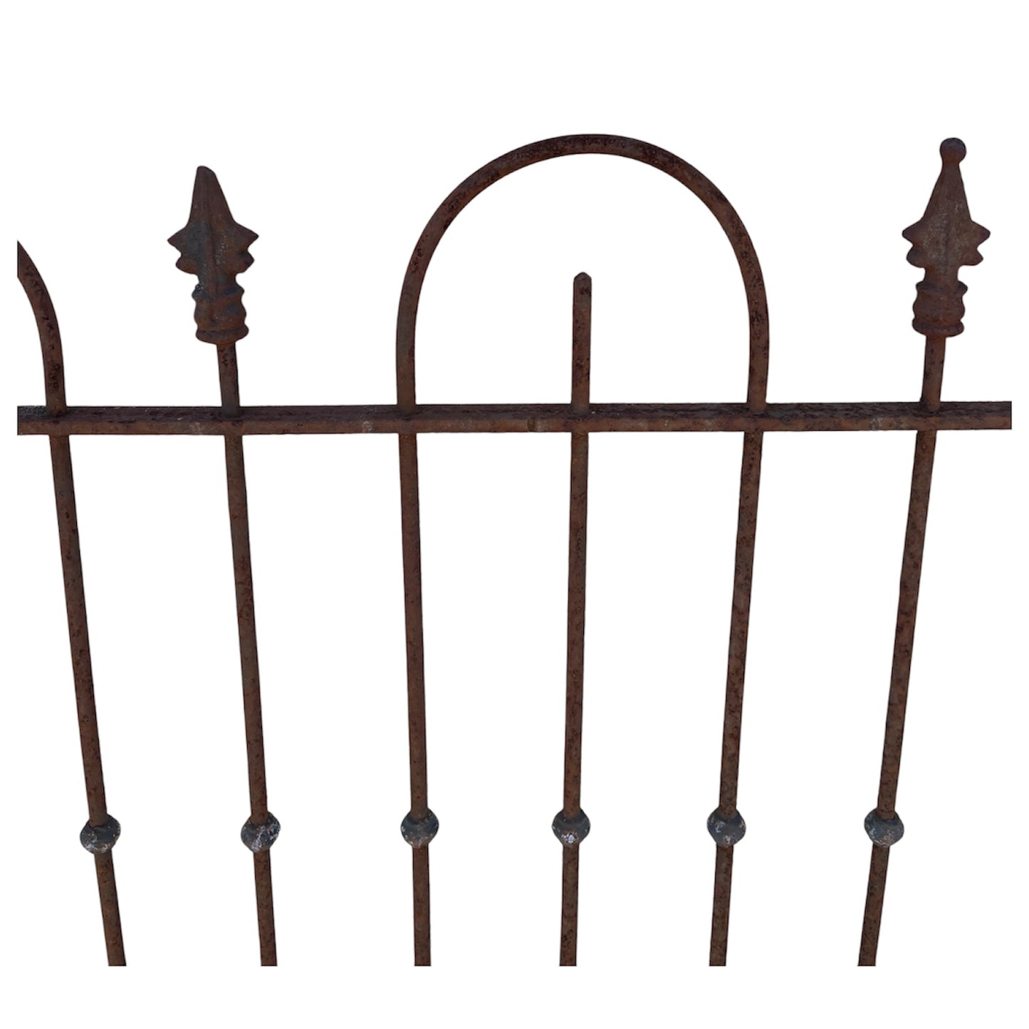 22 feet of antique iron fencing GA21083