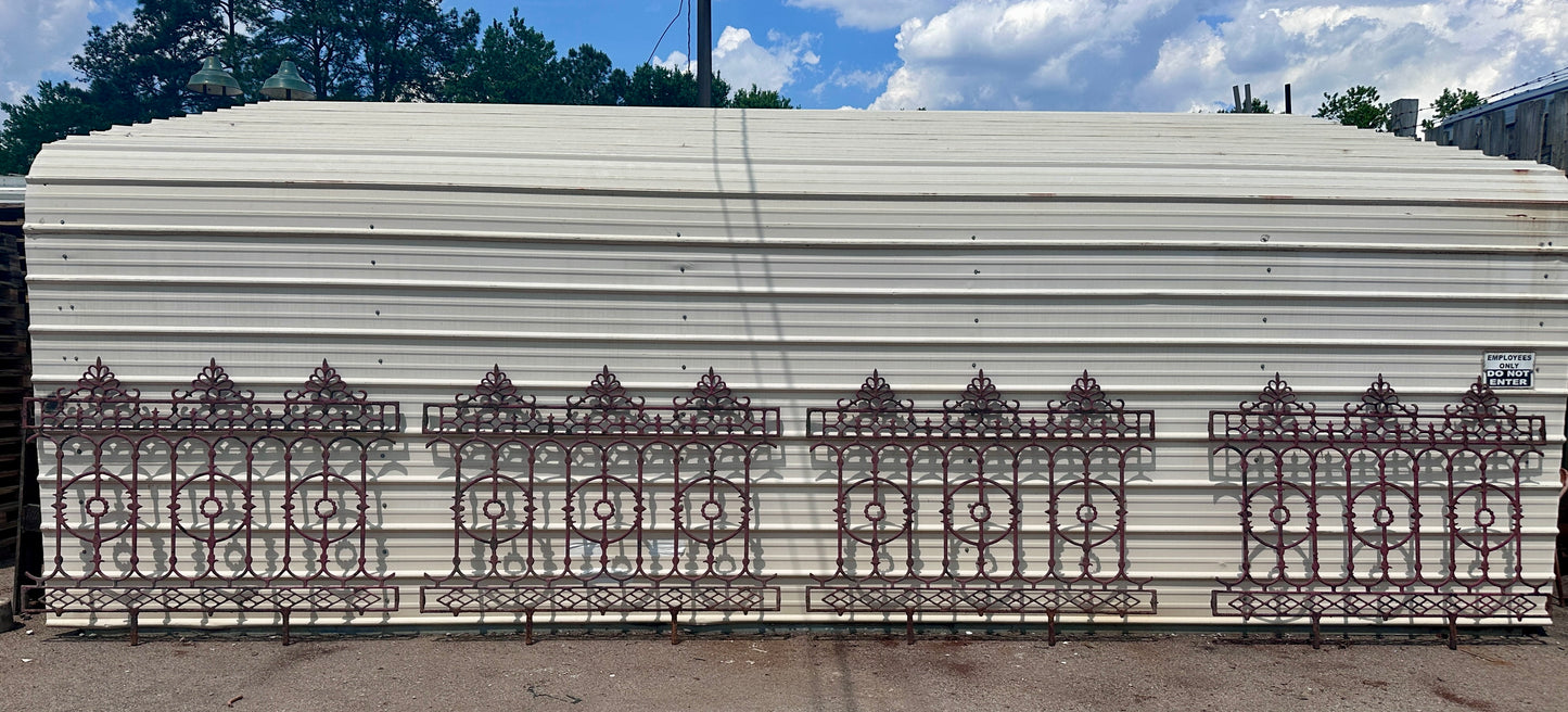 37 Ft of Antique Iron Fencing GA21039