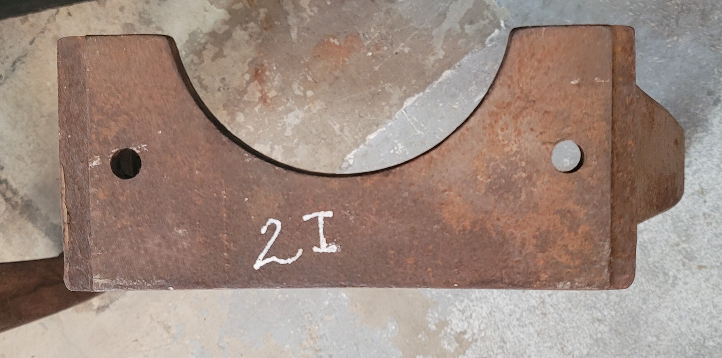 Pair of Cast Iron Factory Machine Tapered Table Base Legs 20 1/2" T GS00688