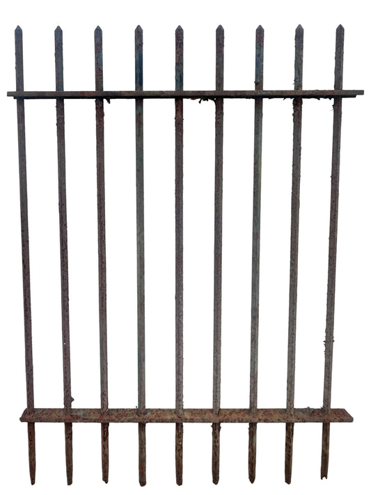 33 Ft of Antique Wrought Iron Spear-Top Fencing GA21042