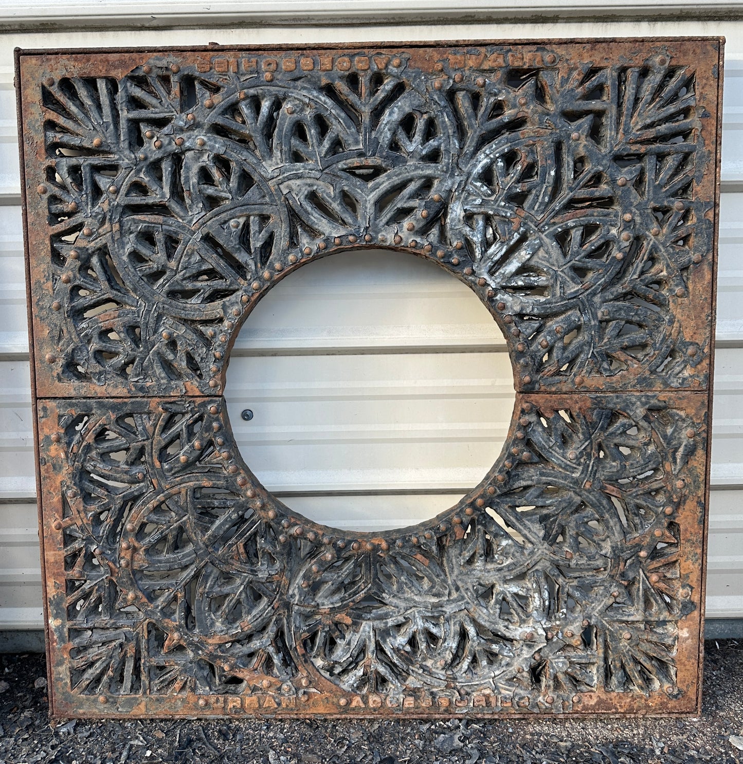 Cast Iron Tree Surrounds - 4 Available GA20499