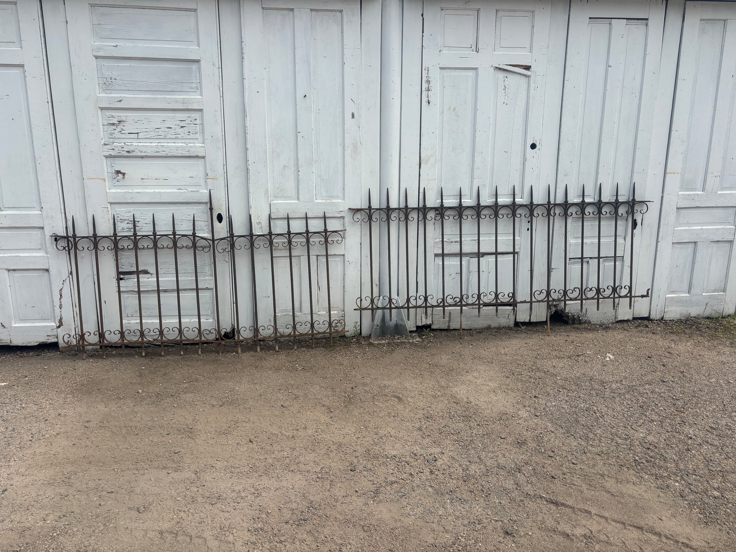Wrought Iron Picket Fencing GA21211