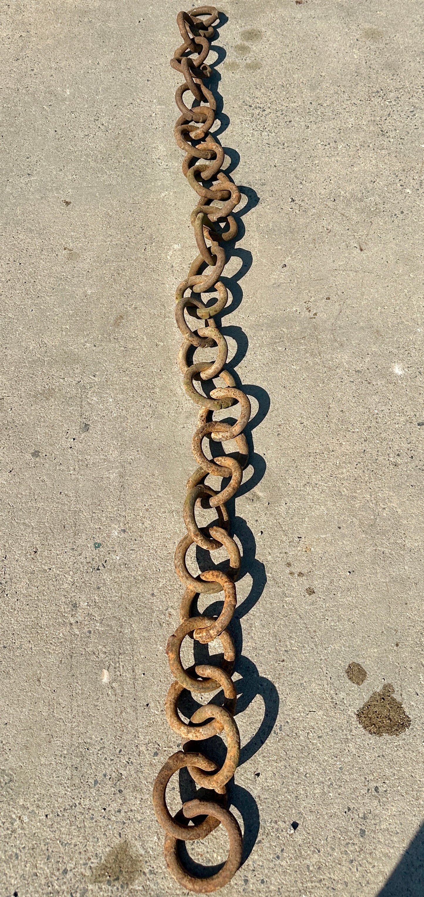 33 Ft of Antique Industrial Iron Round Link Chain GA20919